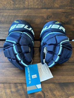 Hockey Gloves