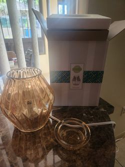 Scentsy Champagne Warmer 