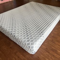 Memory foam 12 Inch Matress