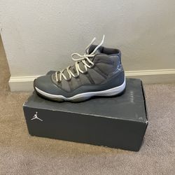 Air Jordan Retro 11s “cool greys 2010”