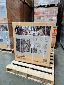 Realtree Apx 7.0Cu Chest Freezer BRAND NEW
