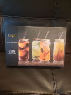 24 oz. Glasses with Bamboo lids and glass straw
