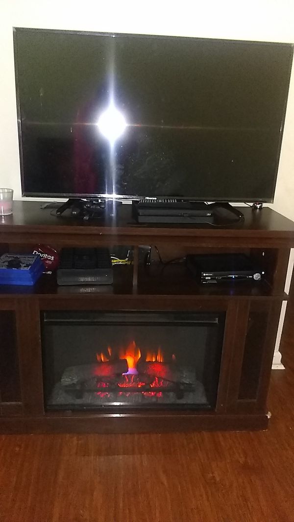 Electric working fire place TV stand for Sale in Memphis, TN OfferUp