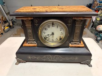 Sessions mantle clock