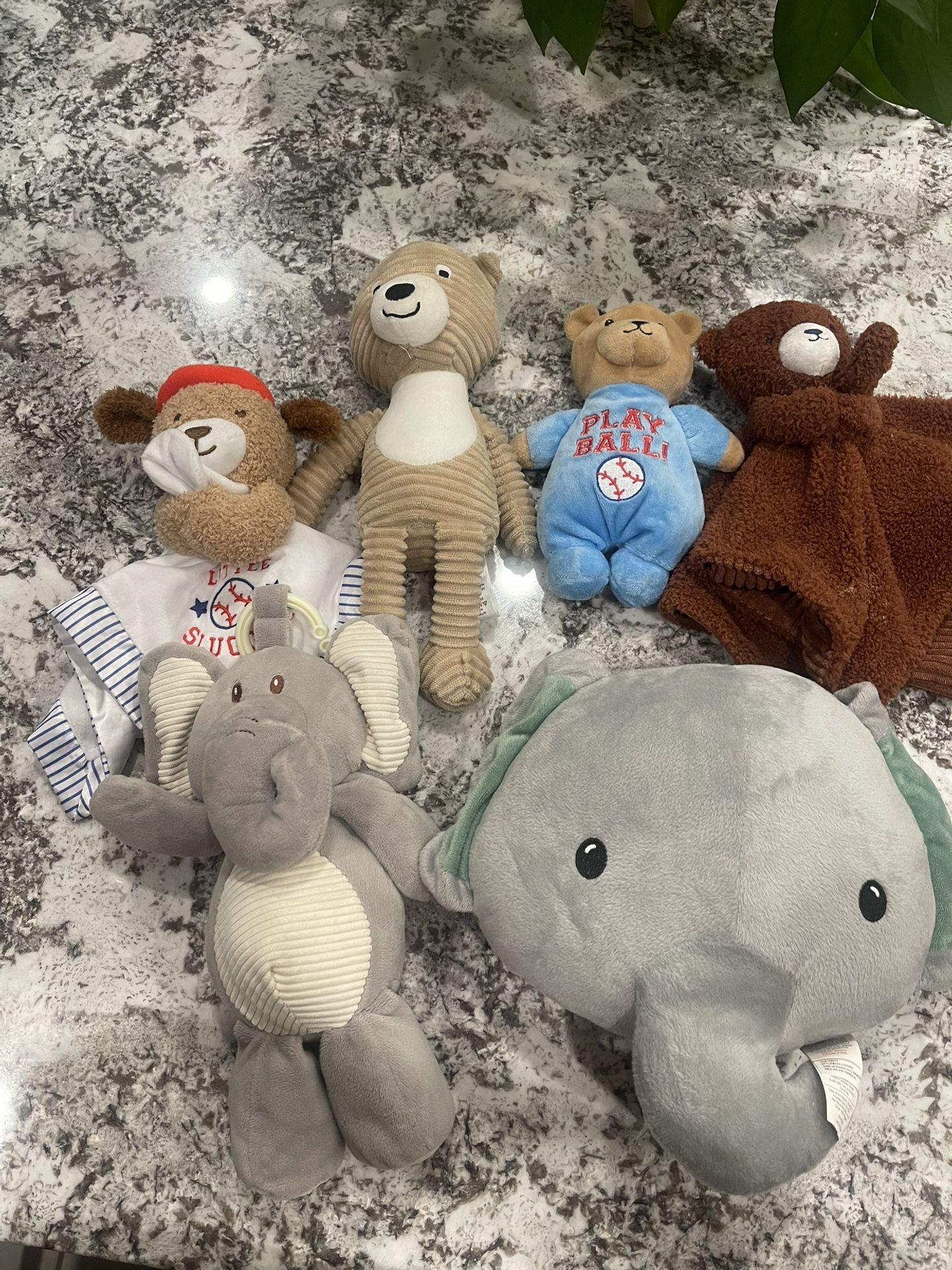 Baby Plushies - Stuffed Animals - Blanket bears 