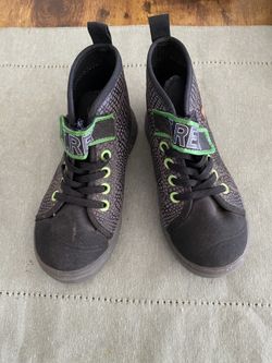 Kids dinosaur shoes