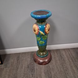 Sunflower Pedestal 