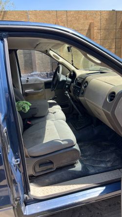 2006 Ford E-150