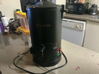 Wax melter
