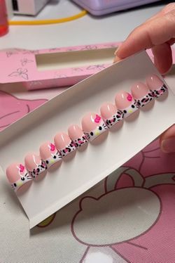 Custom Press On Nails