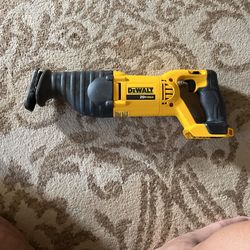 Dewalt 20V max Reciprocating Saw