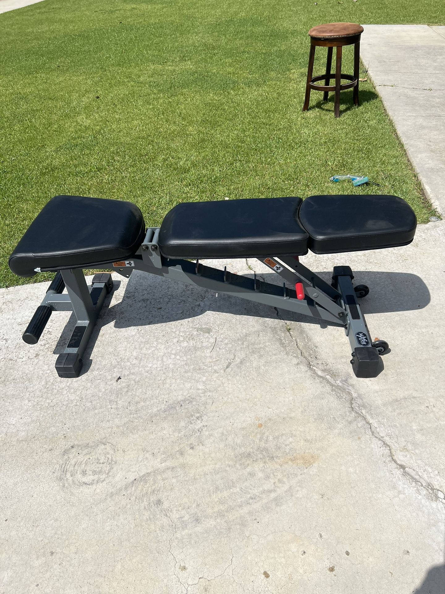 Weight Bench New Mark Fitness 