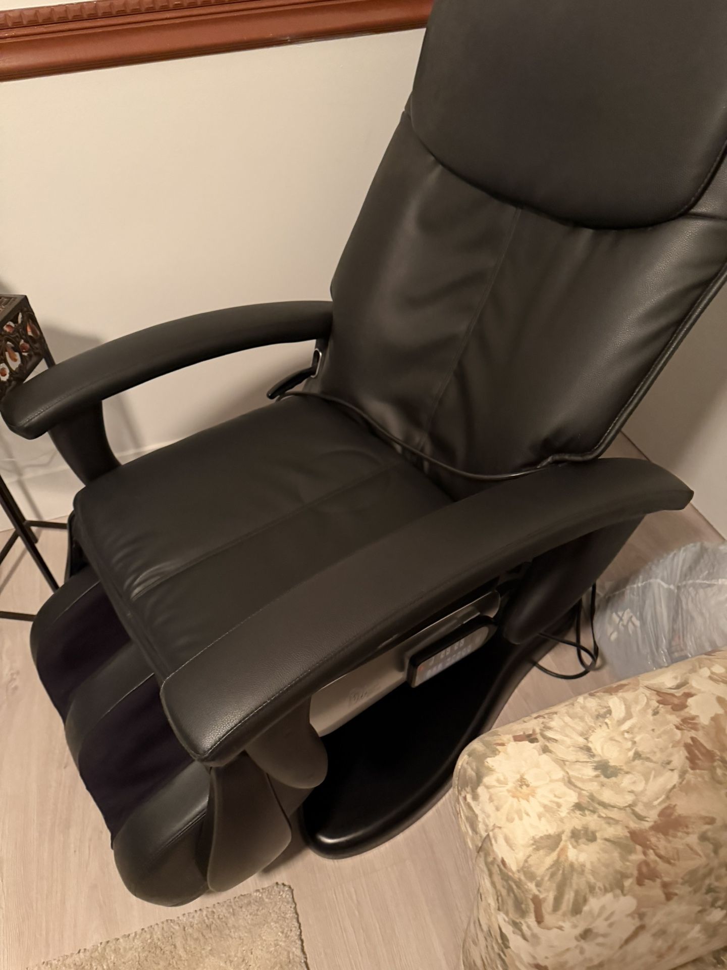 Massage Chair / Silla De Masaje