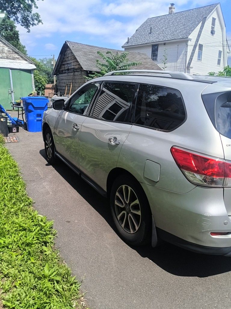 2014 Nissan Pathfinder