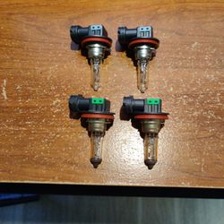 2014 - 2020 Nissan Rogue Headlight Bulbs