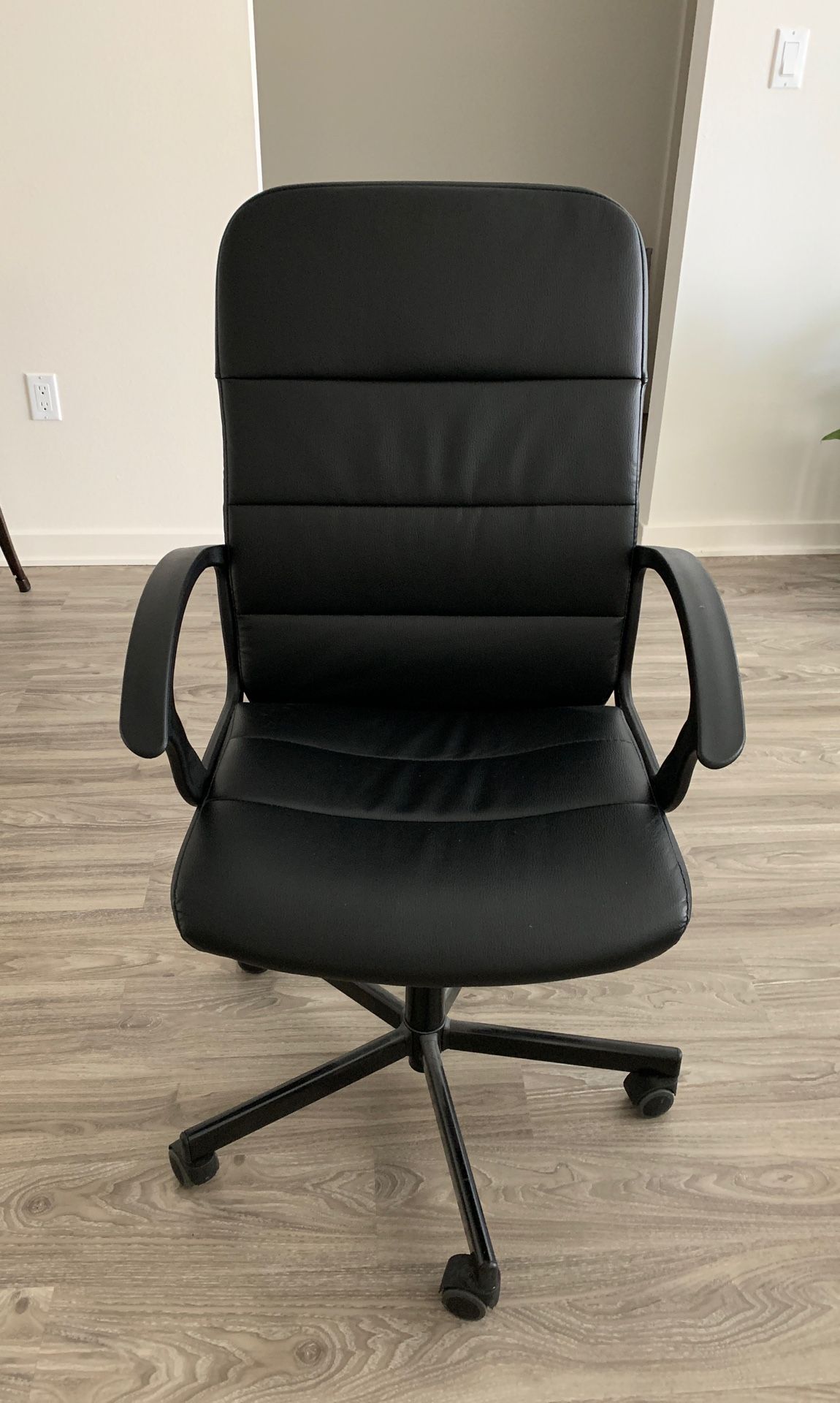 Black IKEA Renberget Desk Chair