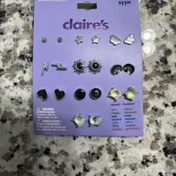 Ear rings 
