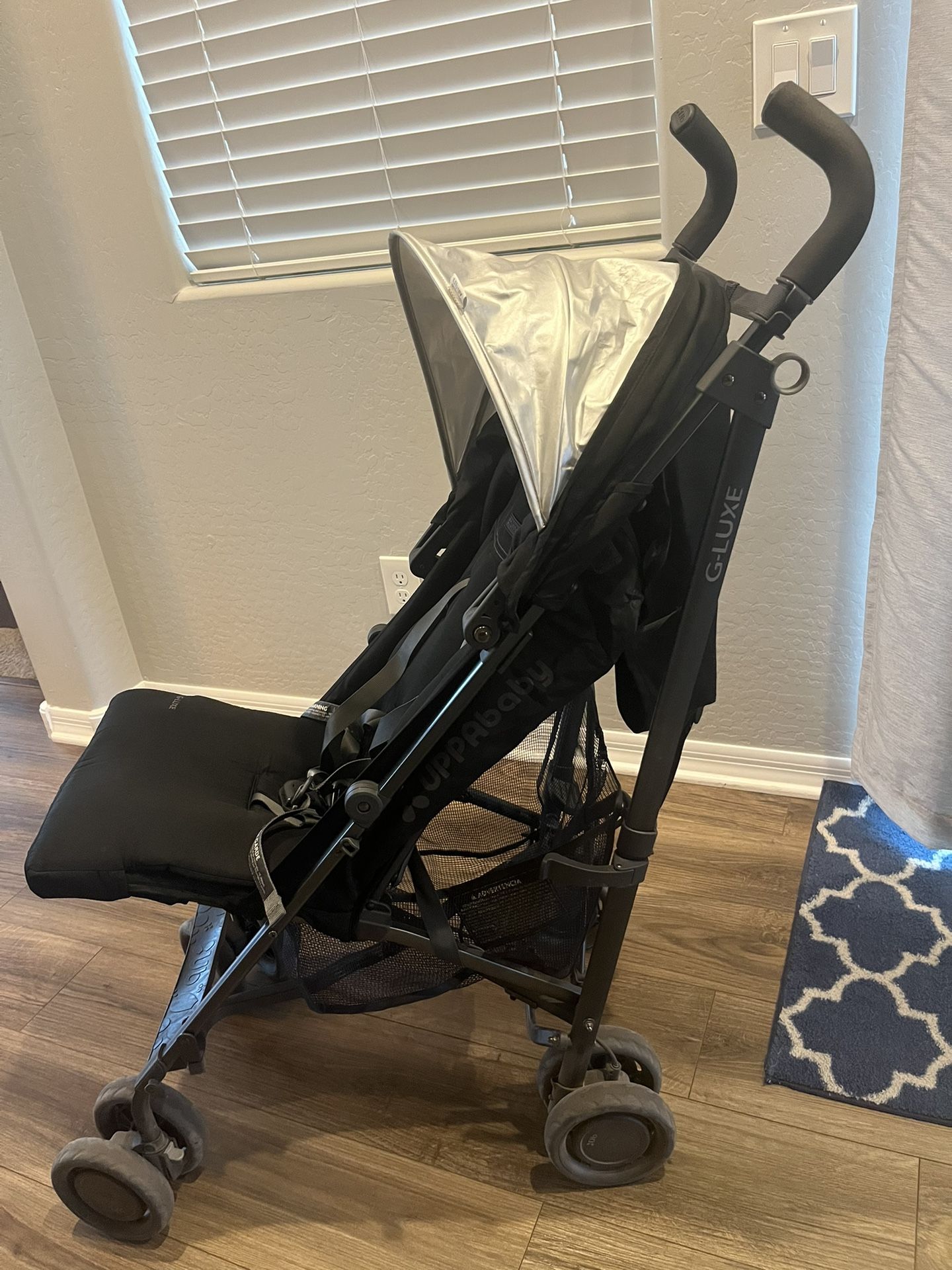 UPPAbaby G-Luxe Umbrella Stroller
