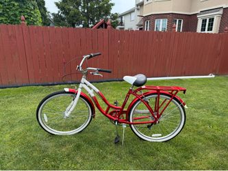 Schwinn Point Beach Cruiser Bike