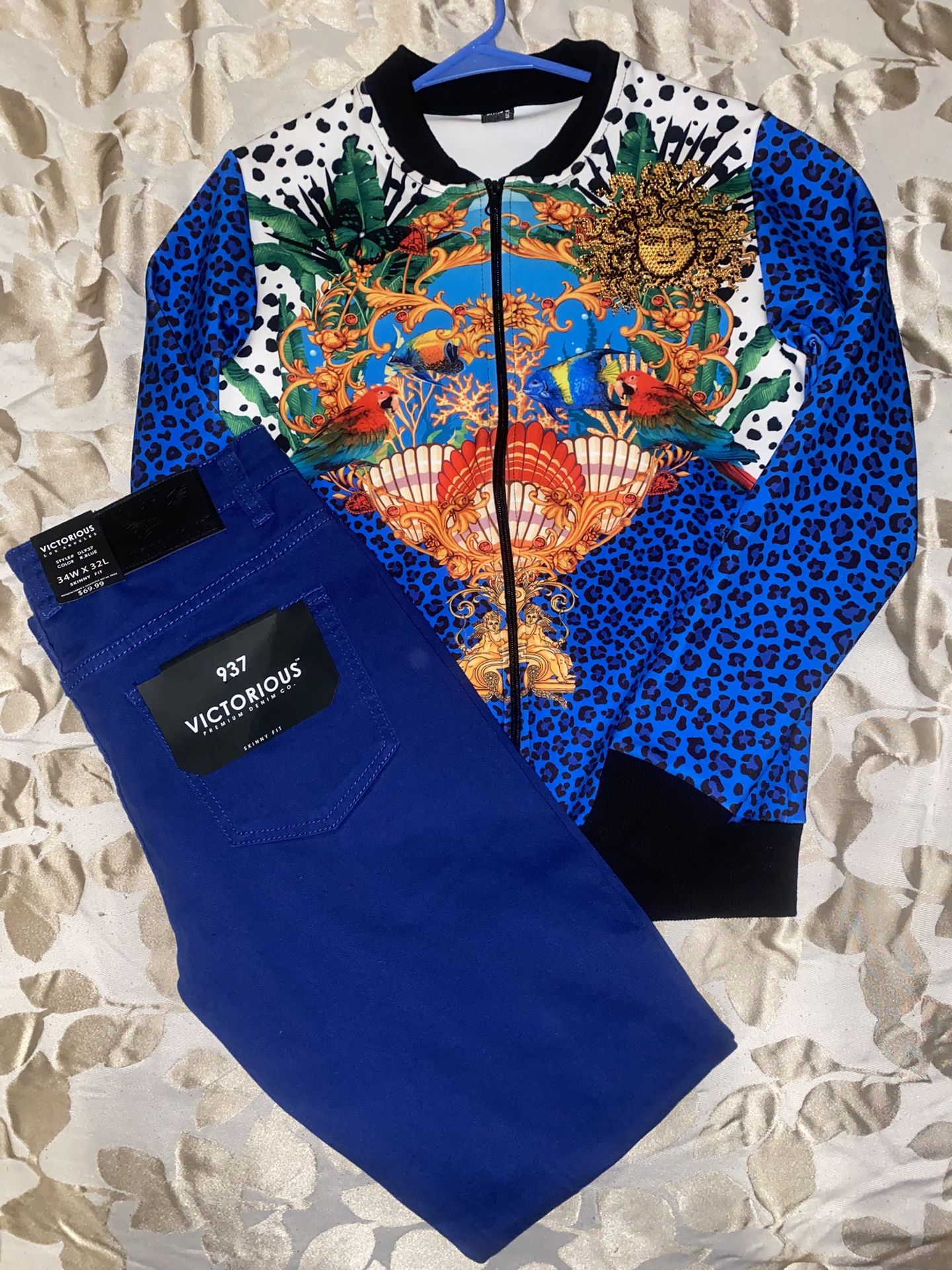 Men’s Sweatshirt And Blue Jeans 