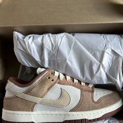 Nike Dunk Low Medium Curry