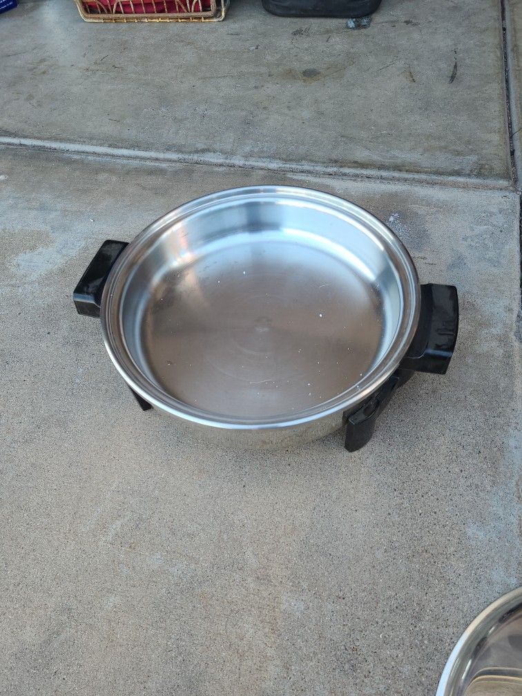 Saladmaster 10in Oil Core Fryer