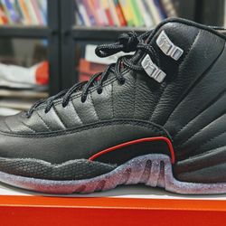 Jordan 12 - Size 4y or 5.5w