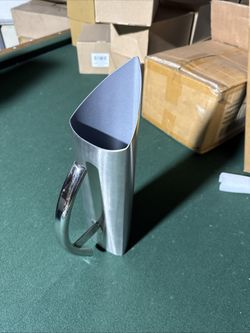 Triangular Water Pitcher Whit Curved Handle