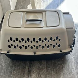 New 10” X 17.5” Pet Carrier 
