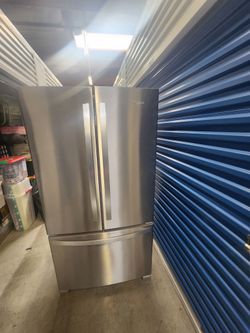 Whirlpool Refrigerator Model WRF535SWHZ12