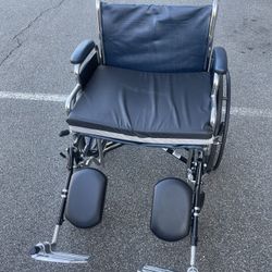 MedLine Wheelchair Excel Extra Wide 500LB Brand New  