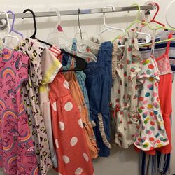 Girl’s Clothes 