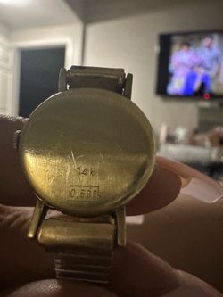 14 k watch Gold