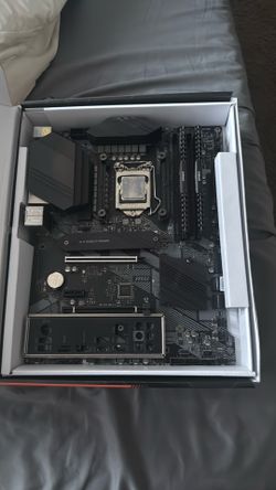 Selling CPU, motherboard and 24Gb of RAM