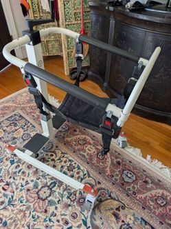 YHK Care Patient Lift Transfer Chair - Manual Crank Adjustable Height