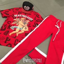 $50 joggers + t-shirt heartbreaker