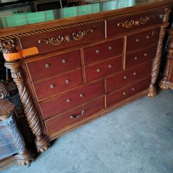 Beautiful Antiques Dresser
