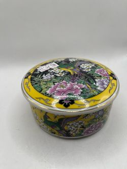 Vintage Japanese ceramic trinket box