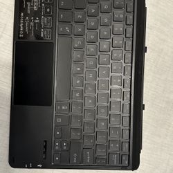 Bluetooth Keyboard With Mouse Pad 
