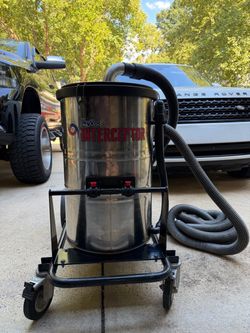 SkyVac Interceptor Gas Gutter Cleaning Flooring Vacuum