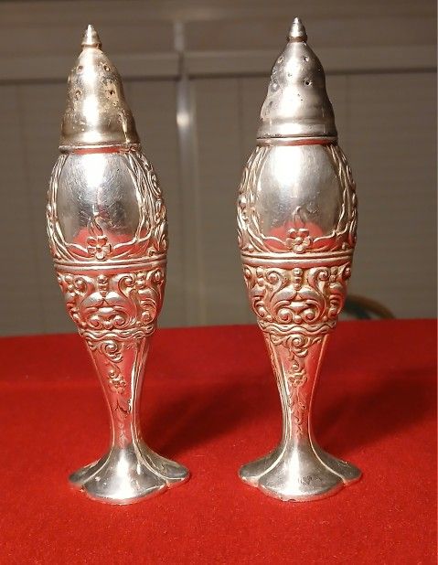 Vintage Harmony House 'Sweetheart' Salt and Pepper Shakers By Masco