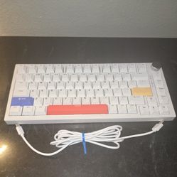 Mechanical Keyboard – USB-C Wired – Compact with Volume Knob