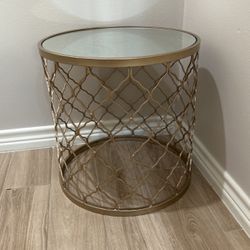 Accent Table