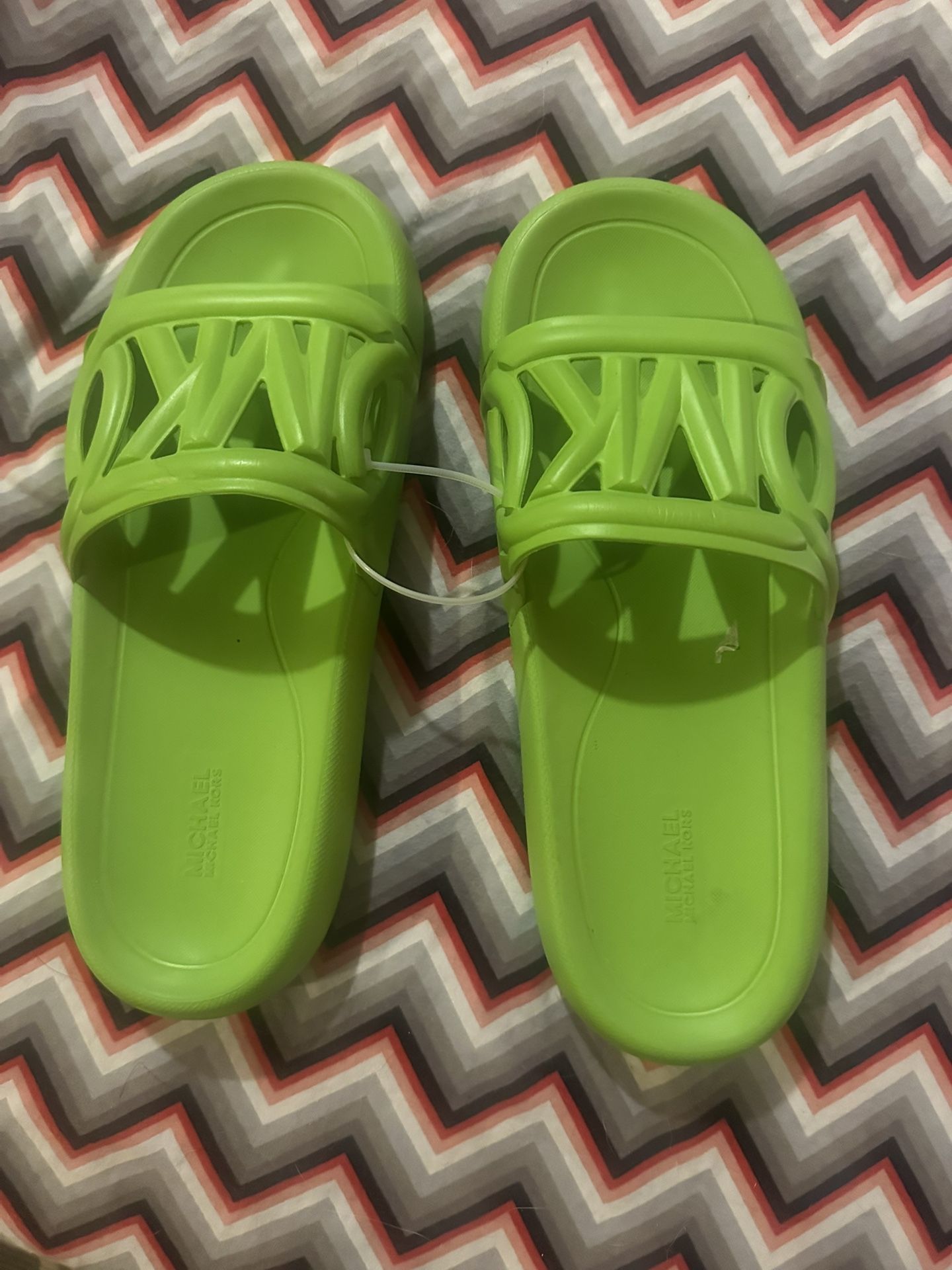 NEW Michael Kors Pool Slide Sandals – Size 10 – Candy Color!