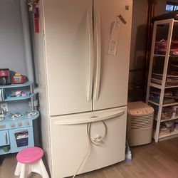 Kenmore Refrigerator