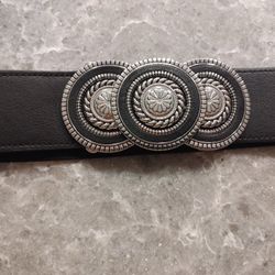 Vince Camuto Pretty Belt Small