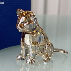 Swarovski Lion Cub 
