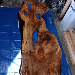 Live Edge Resin Coffee/conversation Table  (Spalted Sweet Gum)