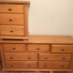 Very Nice Five Piece Bedroom Set