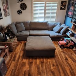 Dream Gray 131'' 4 Piece Modular Sectional with 1 Armless Chairs, 2 Corners, 1 Ottoman